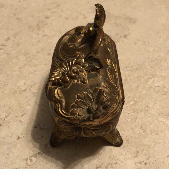 Art Nouveau Vintage Jennings Bros Signed JB 331 Gold Gilded Trinket Jewelry Box - Picture 2 of 10